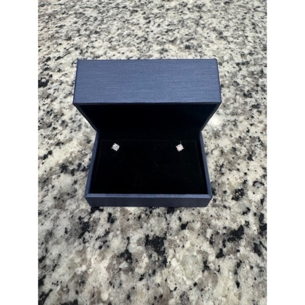 Rare Carat - 1/3 ct. Total Weight Lab Grown Diamond Stud Earrings